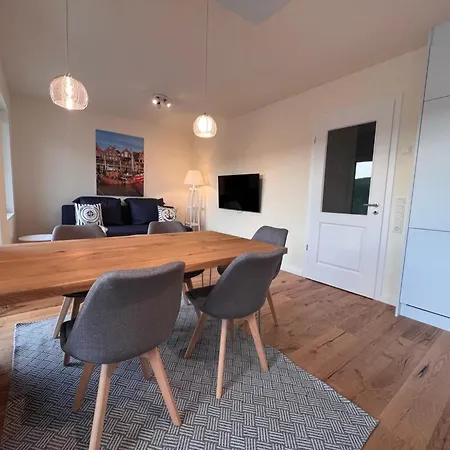 شقة Ferienwohnung-frees-mooi